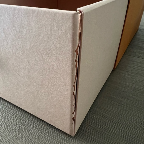 LOUIS VUITTON BOX 12X8.5 - Picture 3 of 4